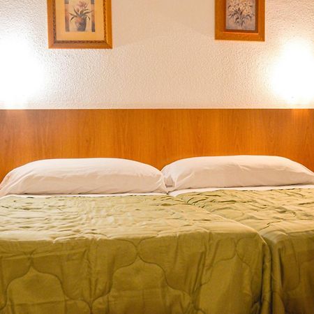 Hostal Gran Via Levante Torrevieja Eksteriør bilde