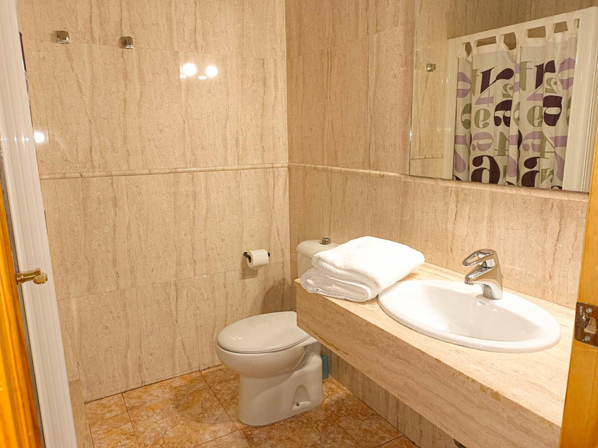 Hostal Gran Via Levante Torrevieja Eksteriør bilde