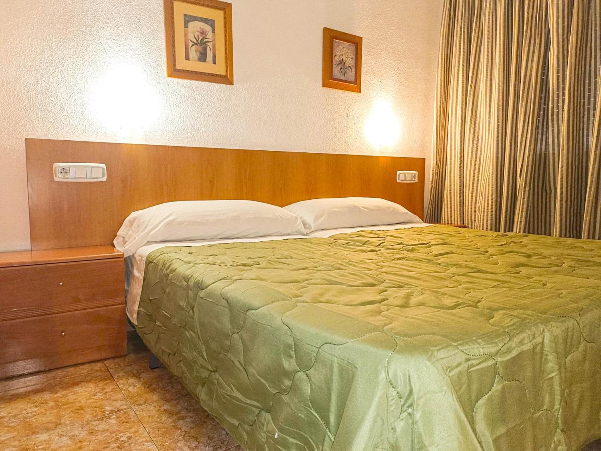 Hostal Gran Via Levante Torrevieja Eksteriør bilde